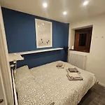 Thea In & Out Cir 0942 ברויל-קרוויניה
